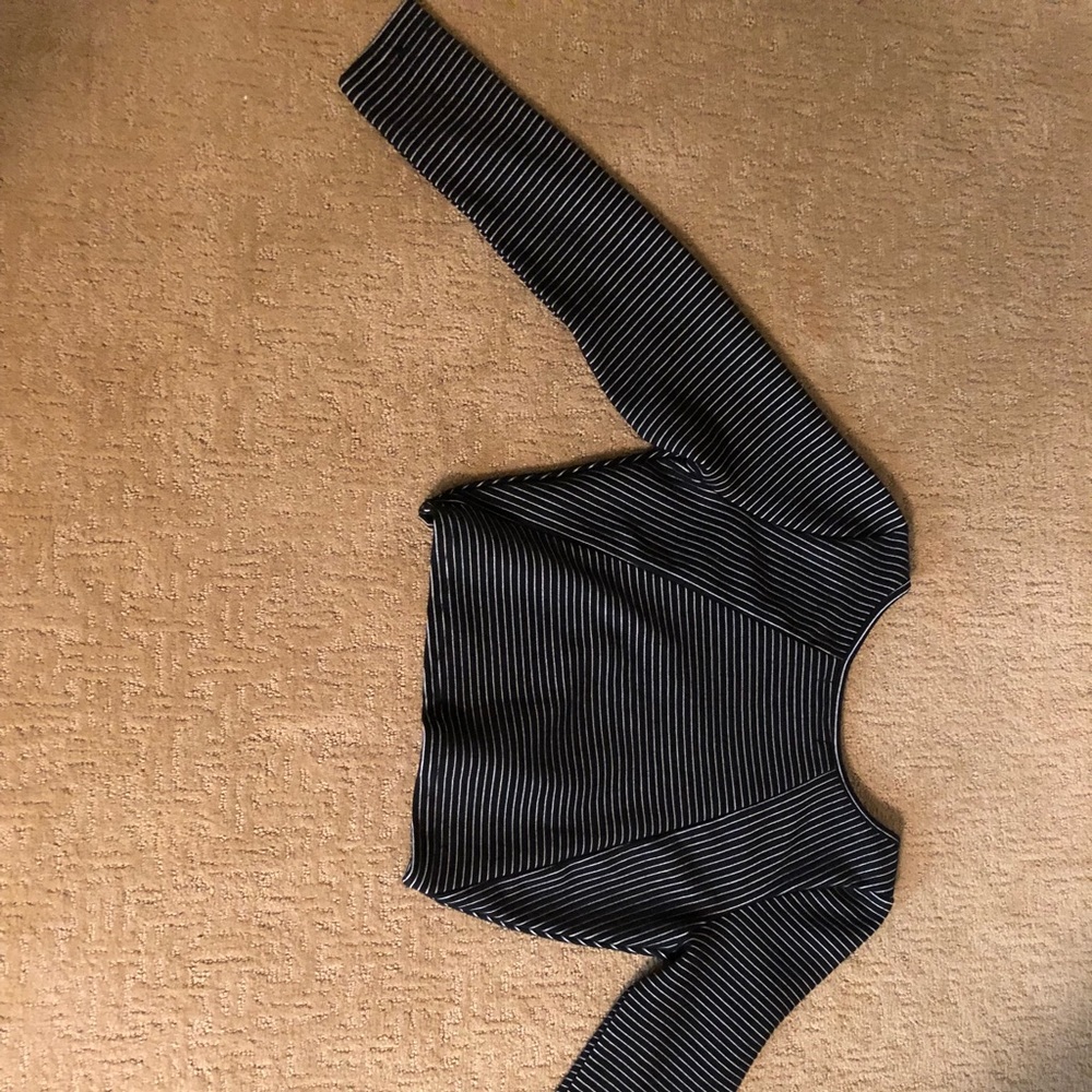 Long Sleeve Crop Top